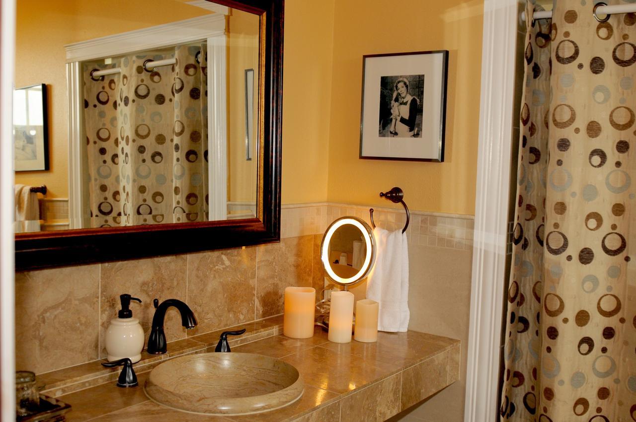 Collins Inn & Seaside Cottages (Adults Only) Ocean Shores Eksteriør bilde