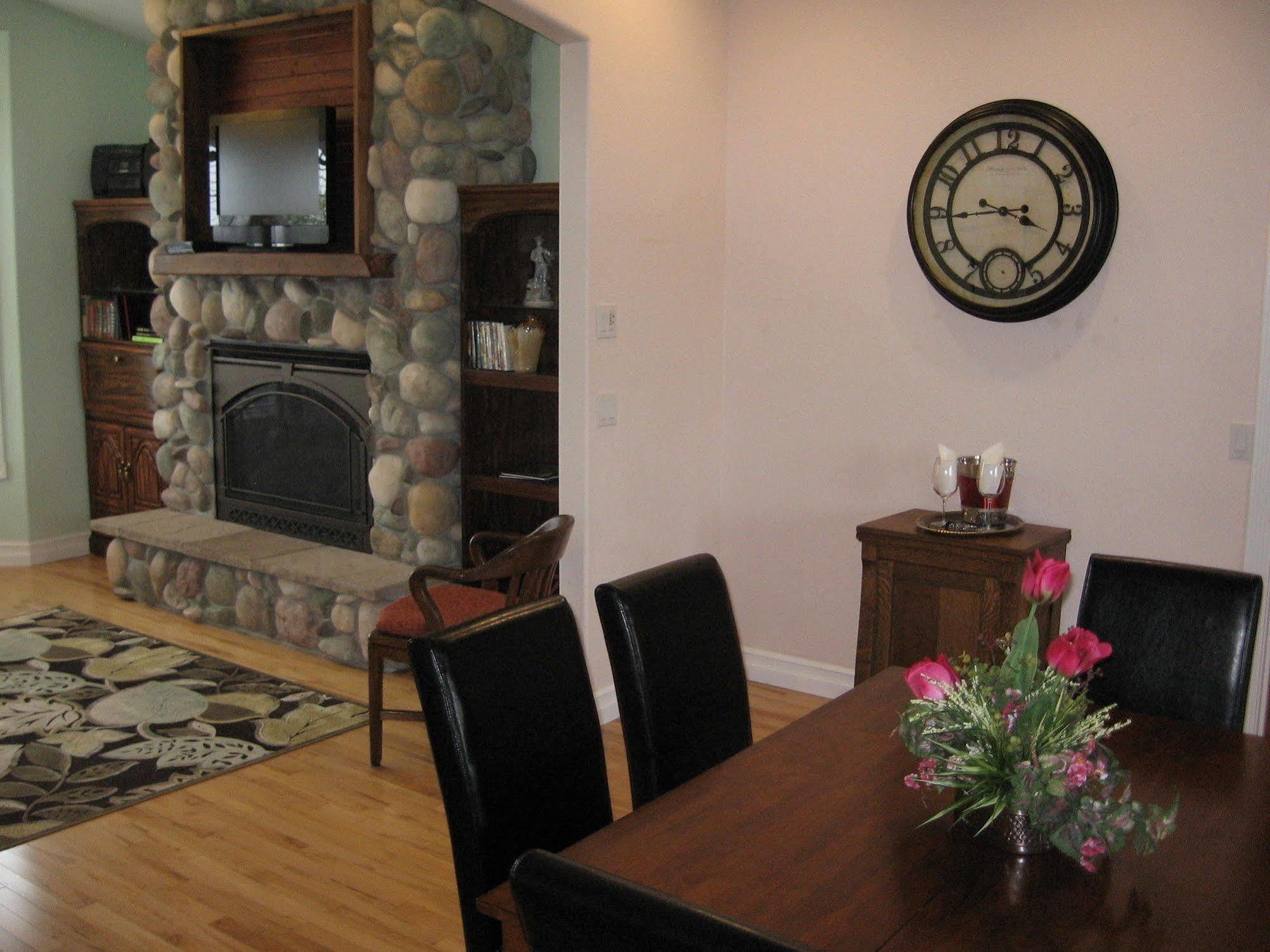 Collins Inn & Seaside Cottages (Adults Only) Ocean Shores Eksteriør bilde
