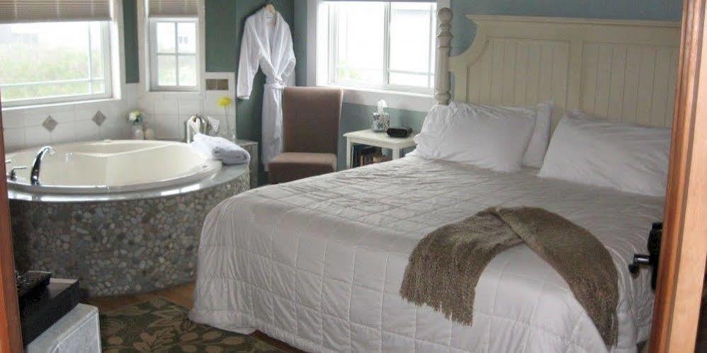 Collins Inn & Seaside Cottages (Adults Only) Ocean Shores Eksteriør bilde